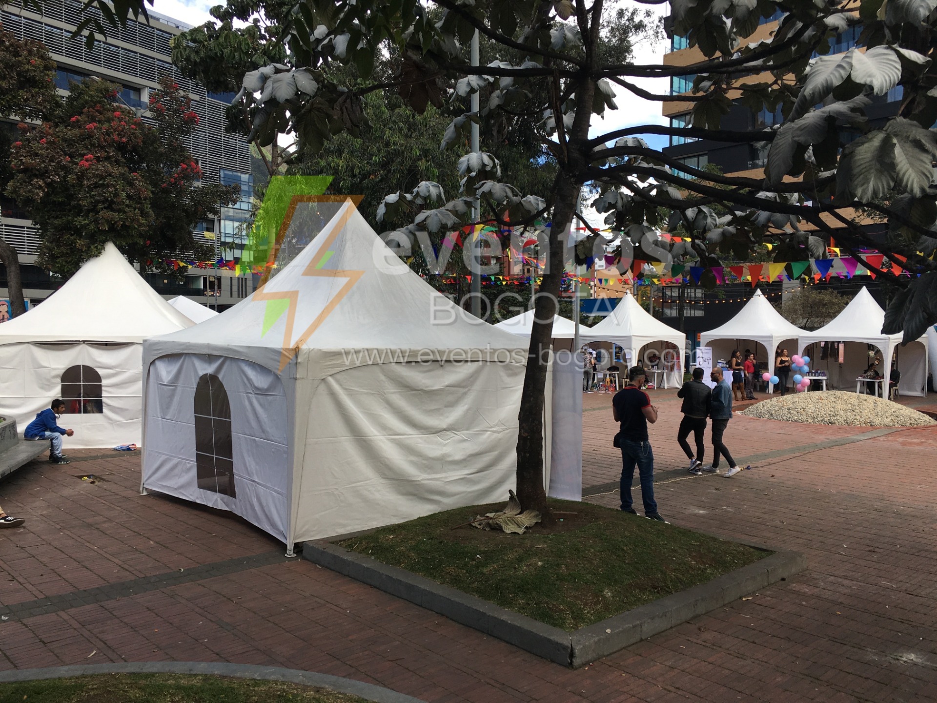 Alquiler de carpas pequeñas pagoda